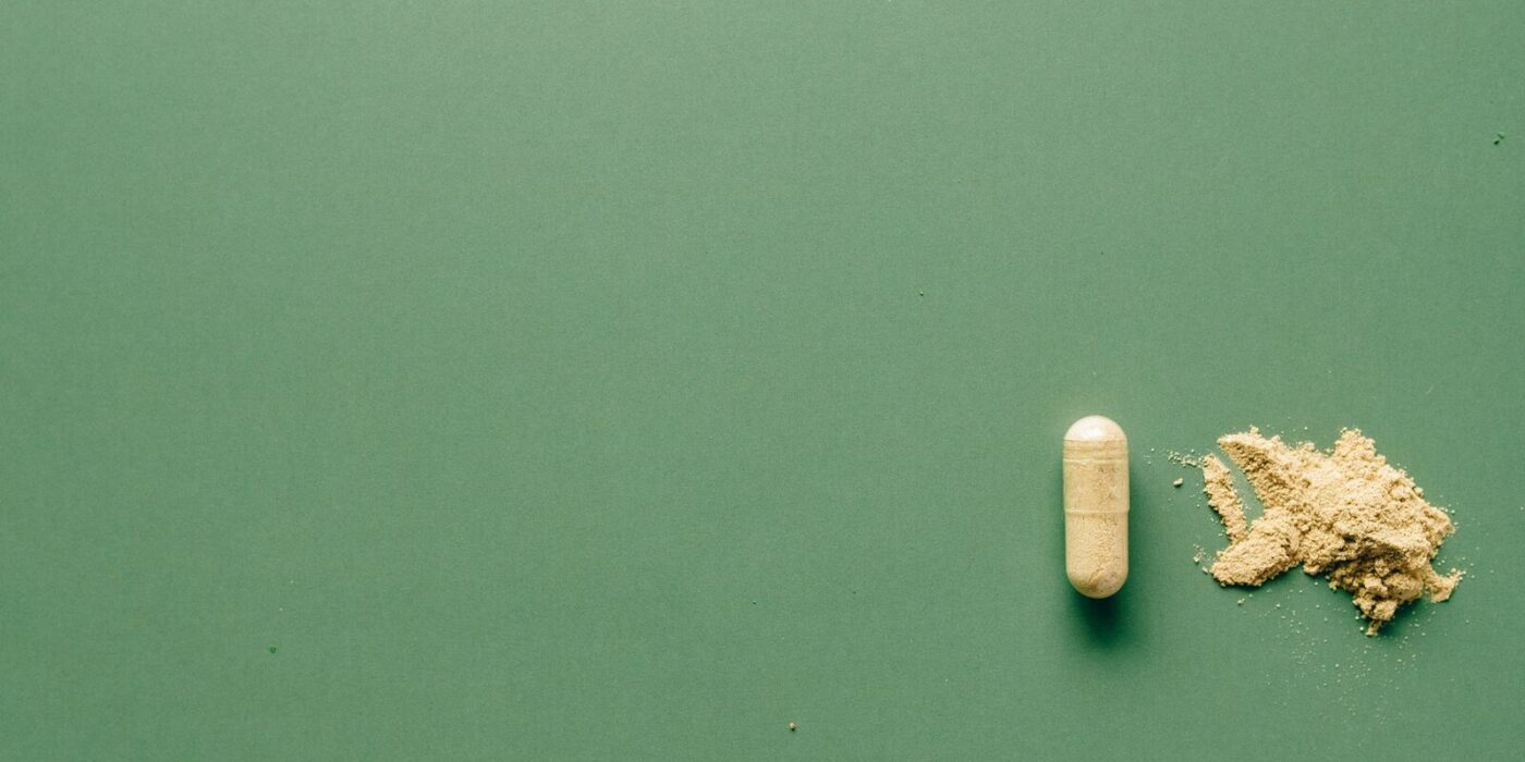 Cápsula vegetal ou de gelatina: diferenças que realmente importam